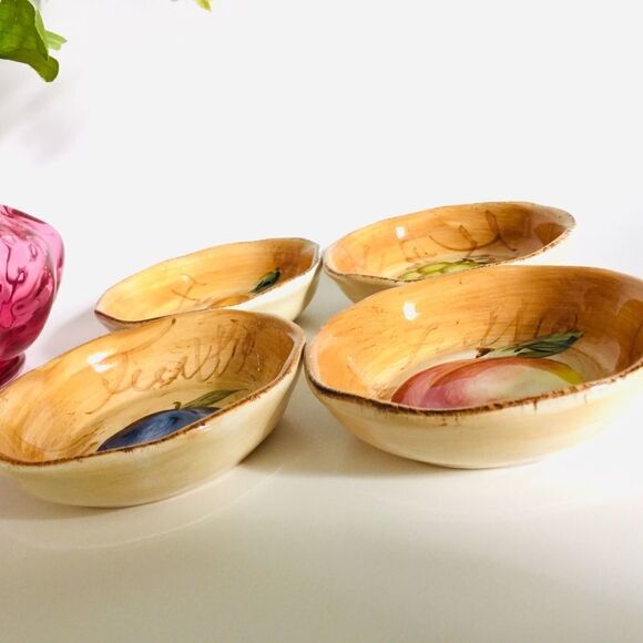 EL CAMINO Linens & Things hand painted dishes - Picture 3 of 7